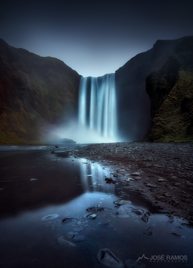 Long exposure waterscape photography in Skogafoss waterfall, located in Iceland, shot by landscape photographer José Ramos