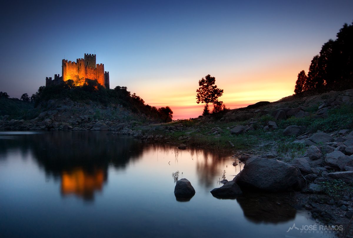 Landscape photo showing the Almourol Castle in Portugal, shot during sunset by landscape photographer José Ramos